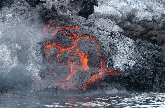 Islanda: un vulcano ha ripreso la sua attività, sarà colpa del cambiamento climatico?
